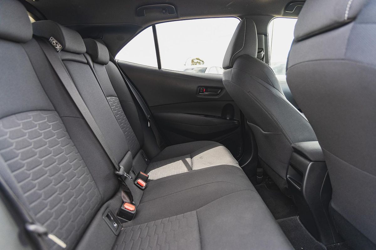 2022 Toyota Corolla Ascent Sport Hybrid ZWE211R