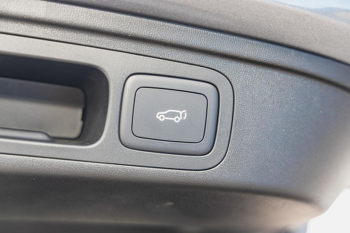 2025 MG HS Hybrid+ Essence AS33H