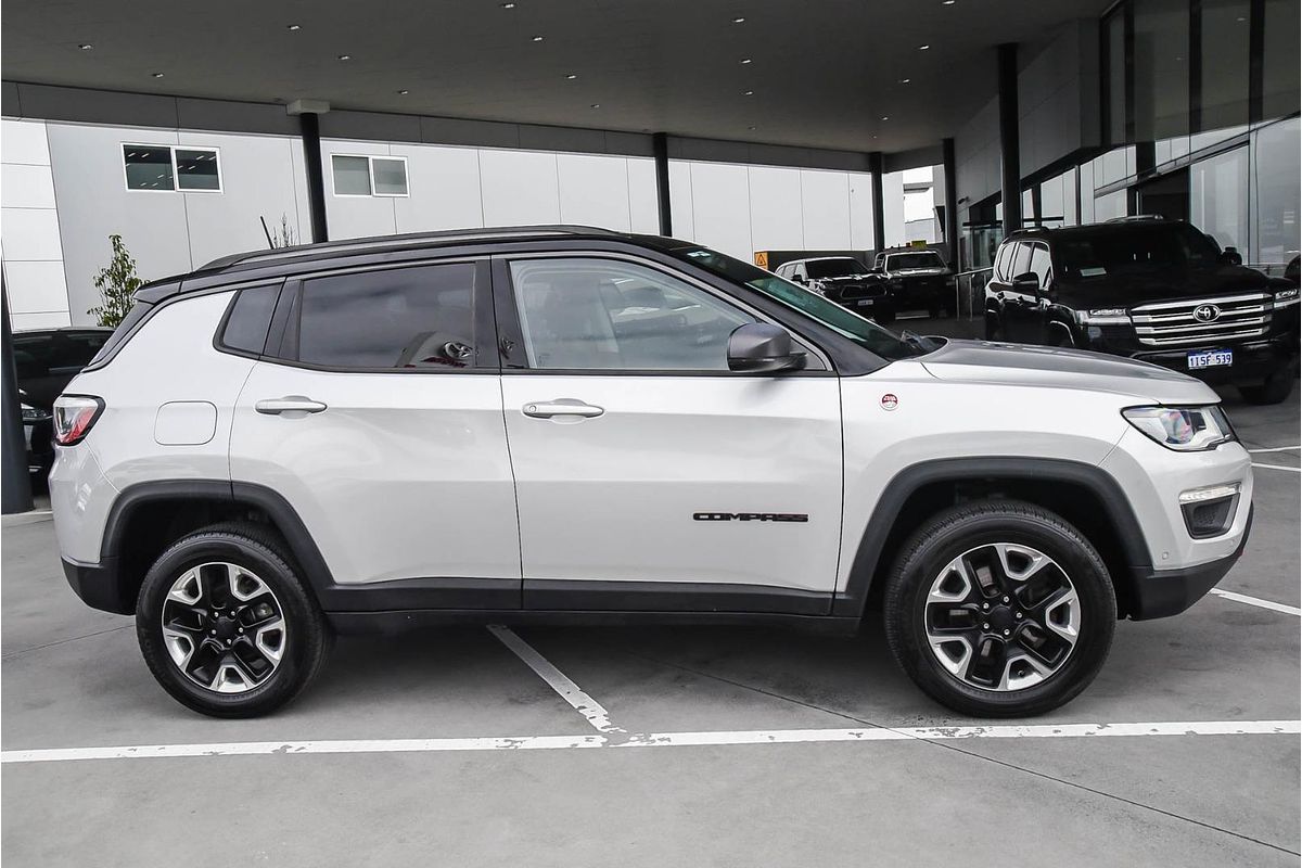 2019 Jeep COMPASS TRAILHAWK (4x4 LOW) M6 MY18