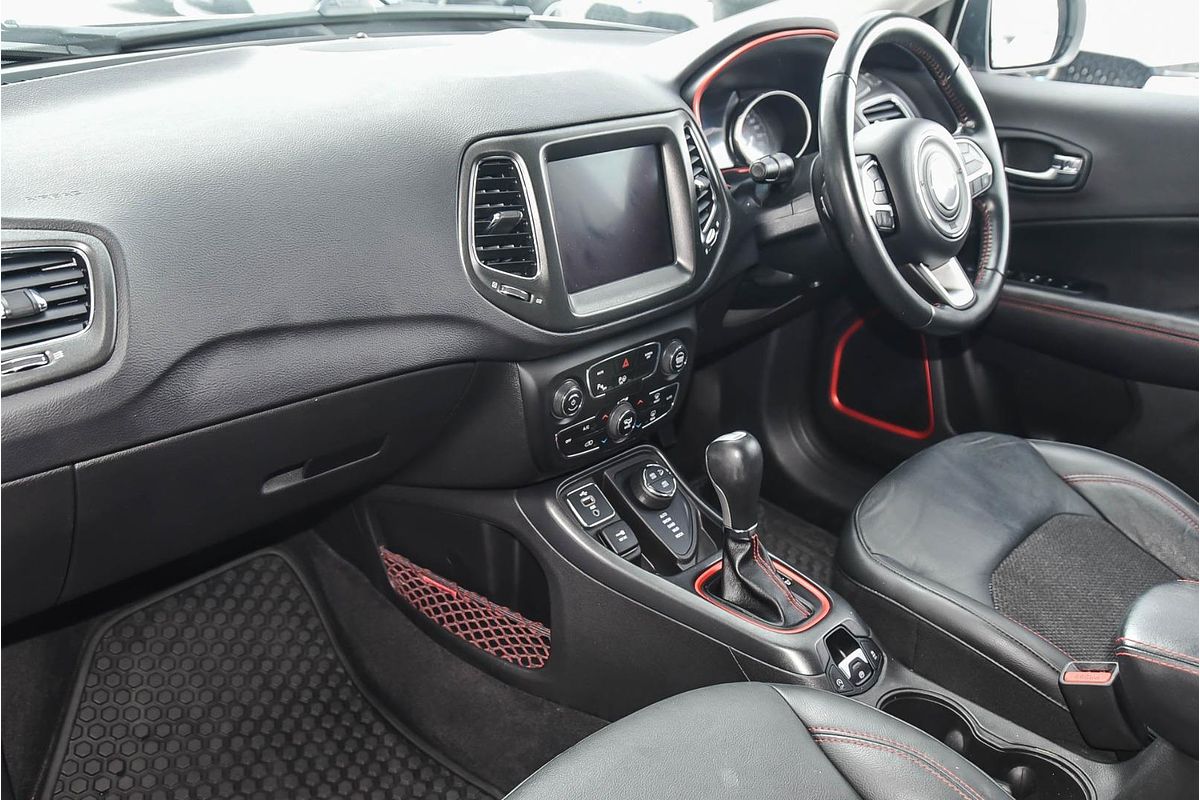 2019 Jeep COMPASS TRAILHAWK (4x4 LOW) M6 MY18