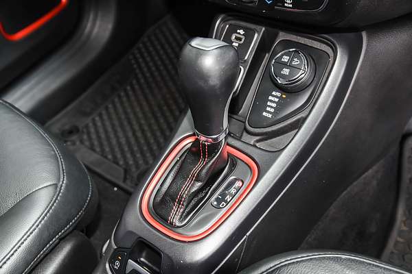 2019 Jeep COMPASS TRAILHAWK (4x4 LOW) M6 MY18