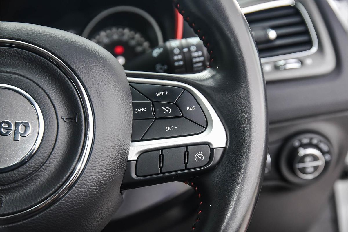 2019 Jeep COMPASS TRAILHAWK (4x4 LOW) M6 MY18