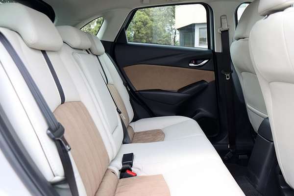2023 Mazda CX-3 sTouring DK