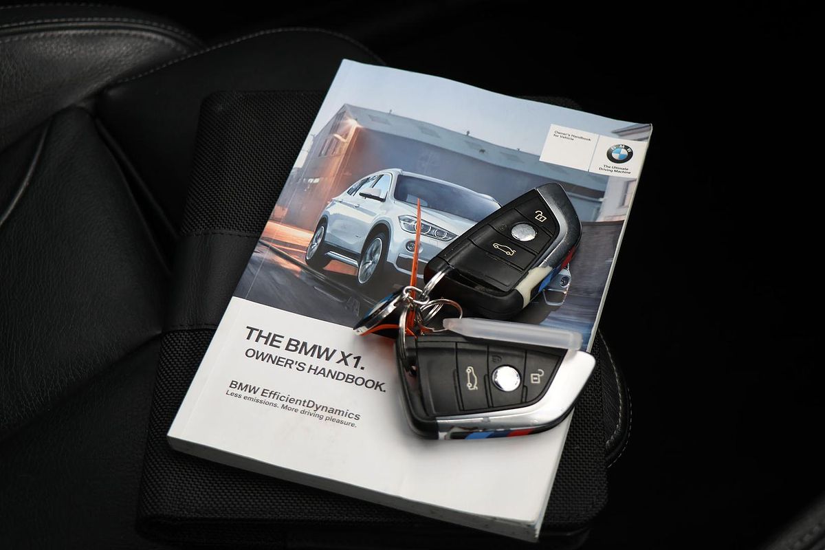 2016 BMW X1 sDrive18d F48