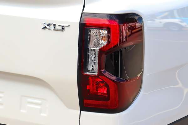 2025 Ford Ranger XLT 4X4 2.0L