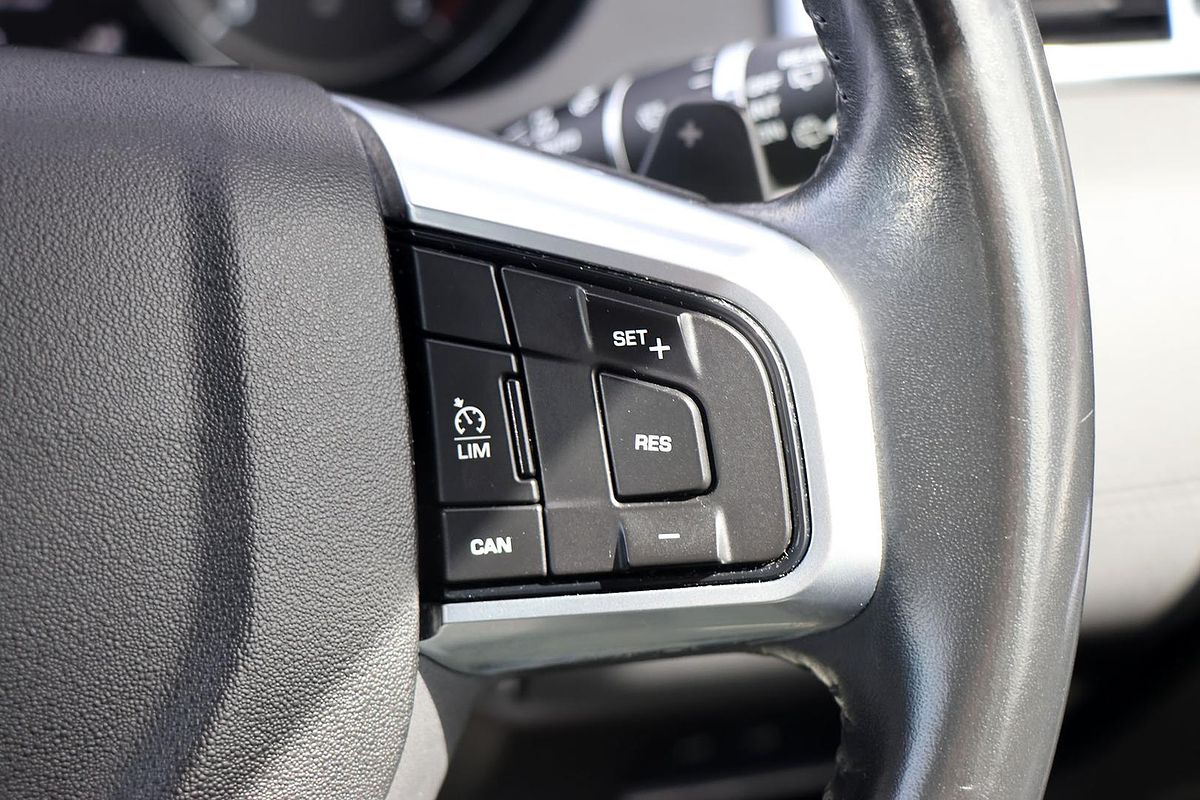 2017 Land Rover Discovery Sport TD4 150 SE L550