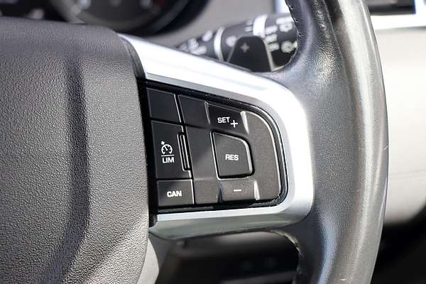 2017 Land Rover Discovery Sport TD4 150 SE L550