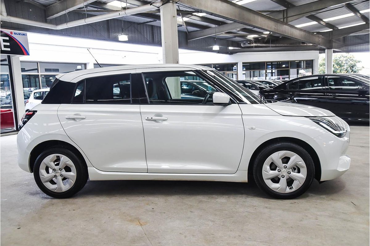 2024 Suzuki Swift Hybrid Plus UZ