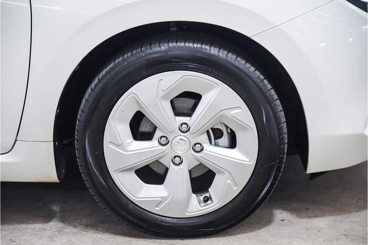 2024 Suzuki Swift Hybrid Plus UZ