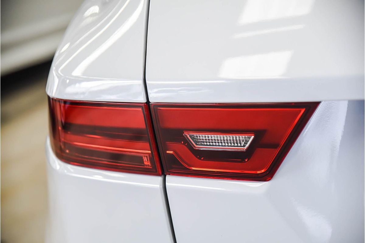 2018 Jaguar E-PACE P300 S X540