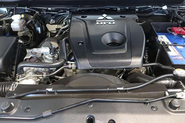 2019 Mitsubishi Triton GLS Premium MR 4X4