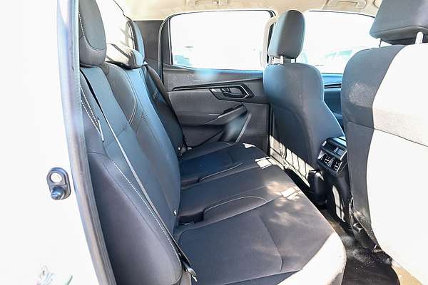 2020 Isuzu D-MAX SX High Ride Rear Wheel Drive