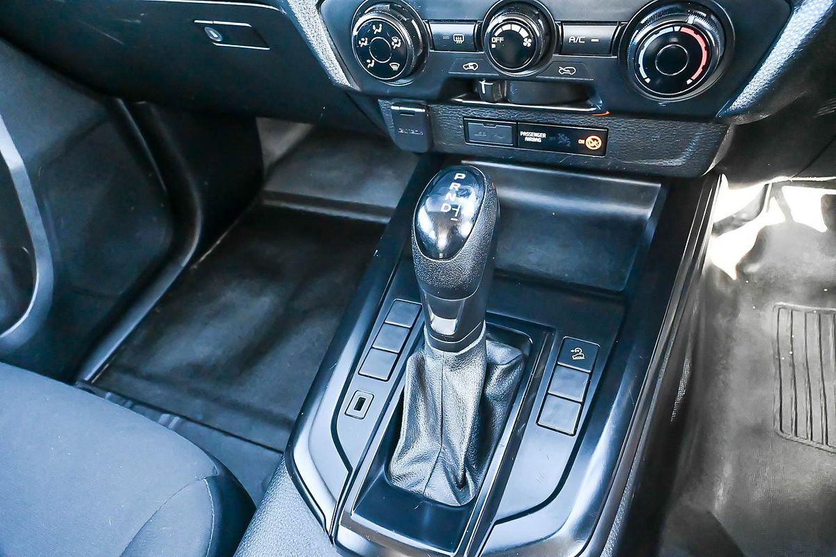 2020 Isuzu D-MAX SX High Ride Rear Wheel Drive