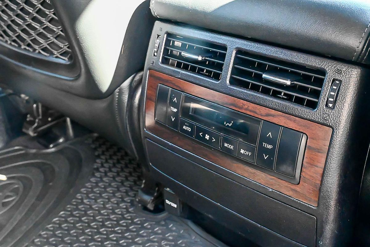 2020 Toyota Landcruiser VX VDJ200R