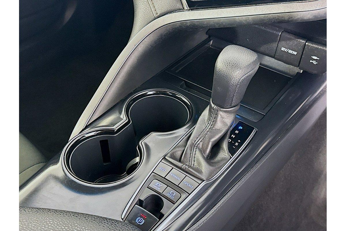 2021 Toyota Camry Ascent AXVH70R