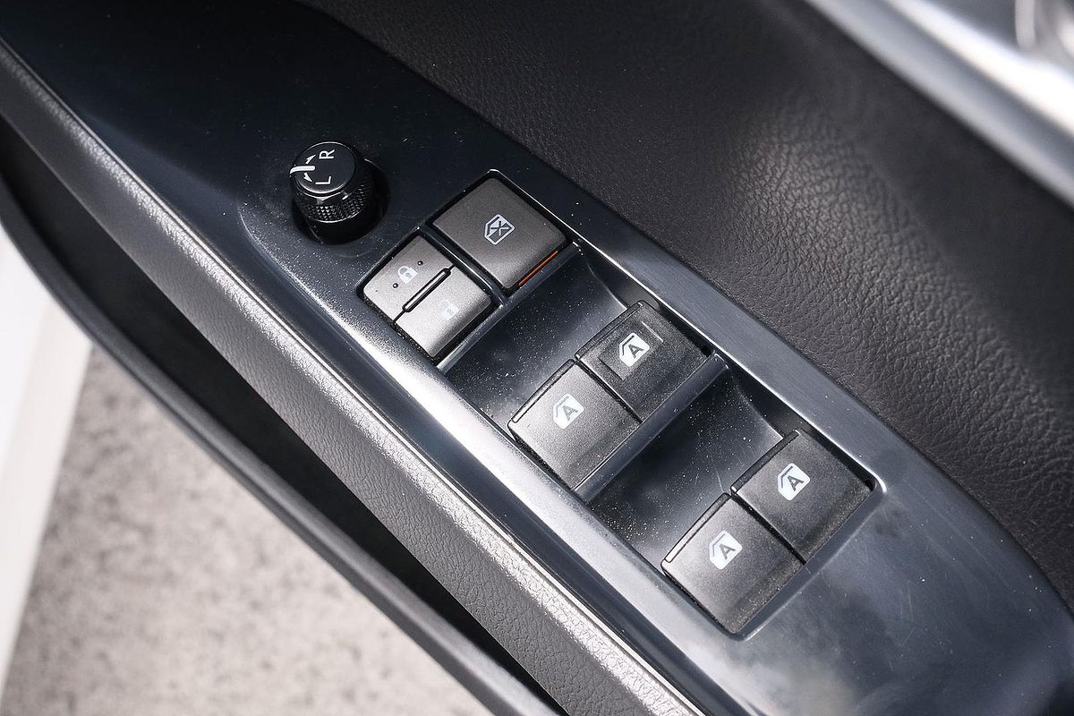 2019 Toyota Camry Ascent AXVH71R