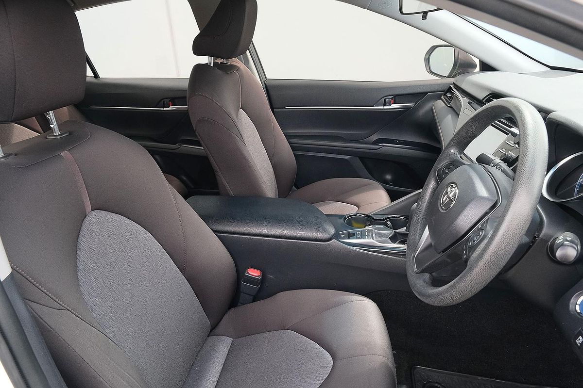 2019 Toyota Camry Ascent AXVH71R