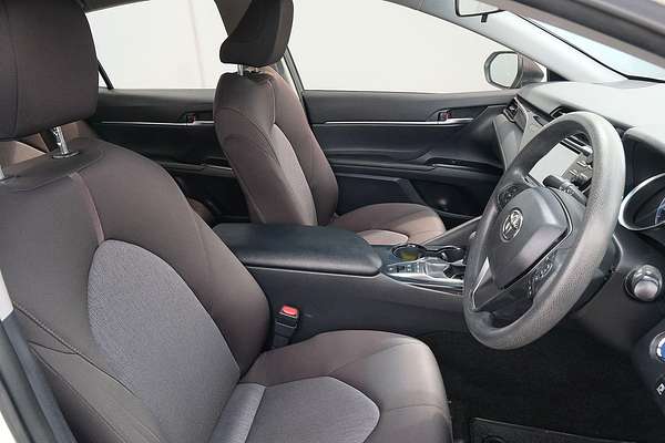 2019 Toyota Camry Ascent AXVH71R