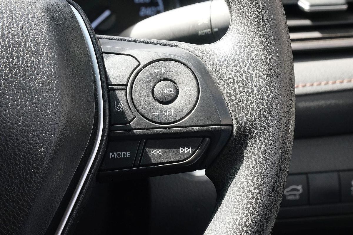 2019 Toyota Camry Ascent AXVH71R