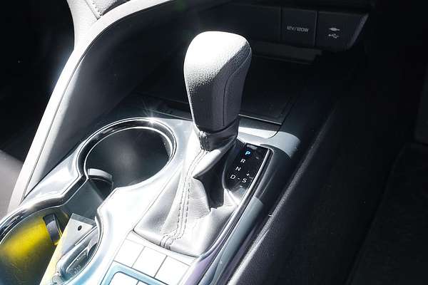 2019 Toyota Camry Ascent AXVH71R