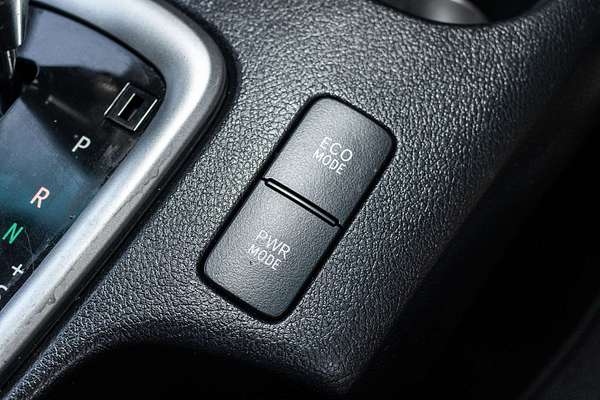 2018 Toyota Hilux SR5 GUN126R 4X4