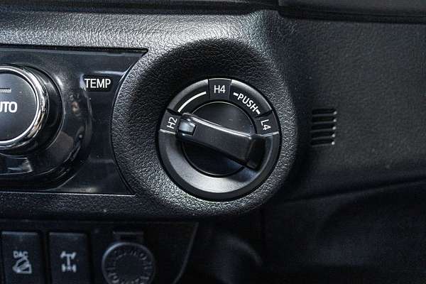 2018 Toyota Hilux SR5 GUN126R 4X4