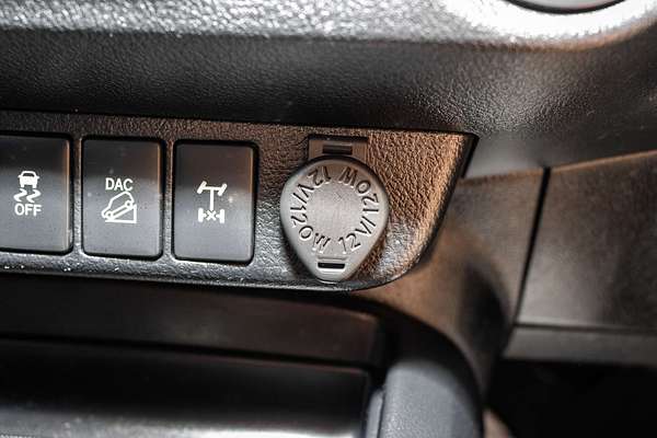 2018 Toyota Hilux SR5 GUN126R 4X4