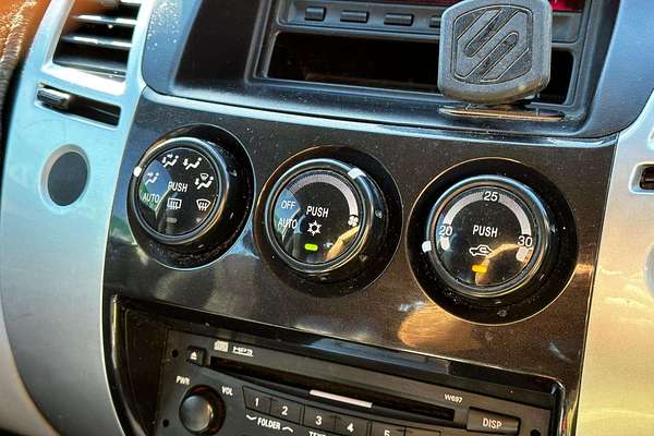 2009 Mitsubishi Challenger LS PB
