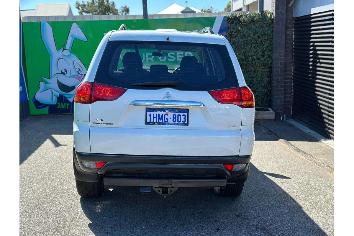 2009 Mitsubishi Challenger LS PB