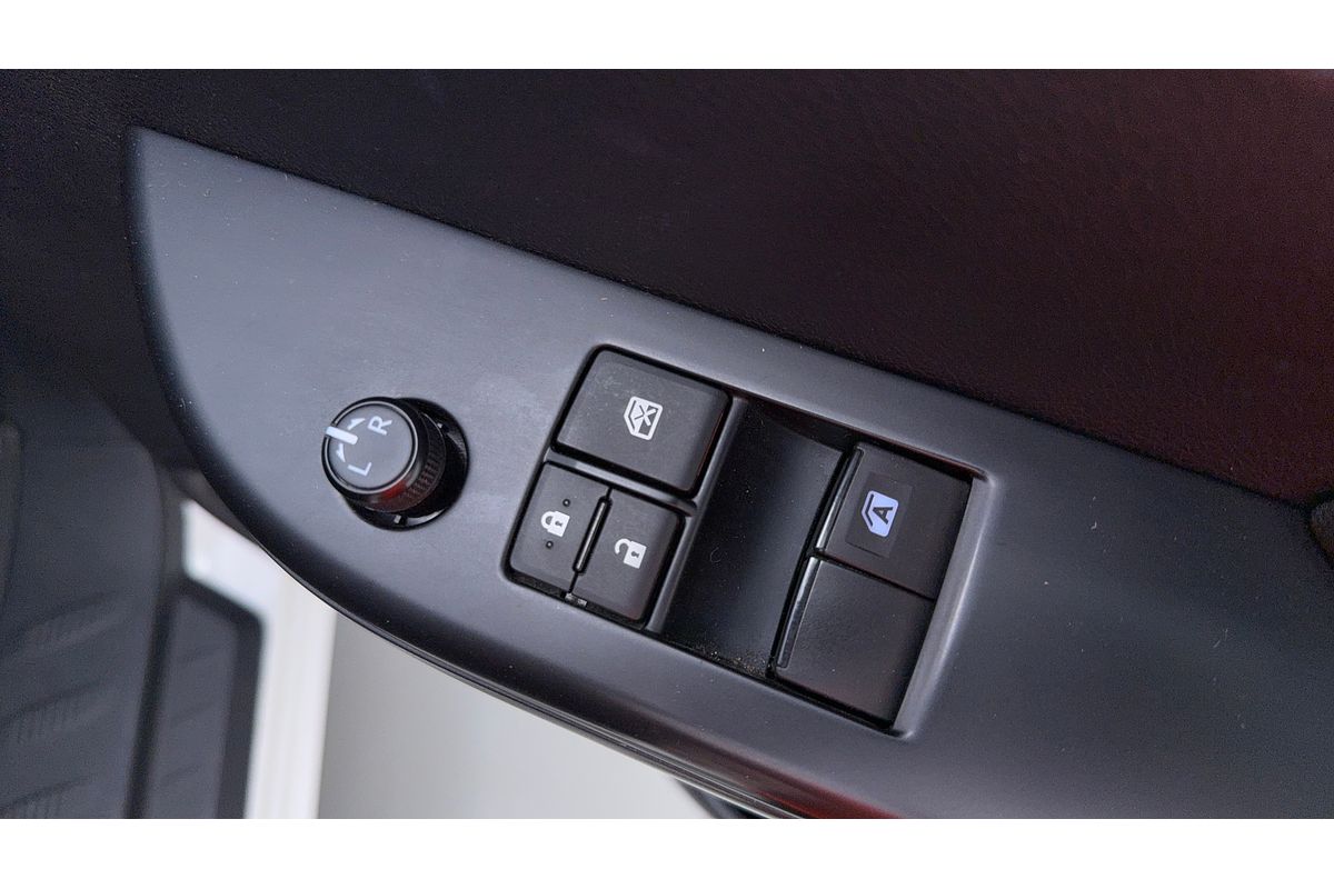 2020 Toyota Hilux Workmate TGN121R Rear Wheel Drive