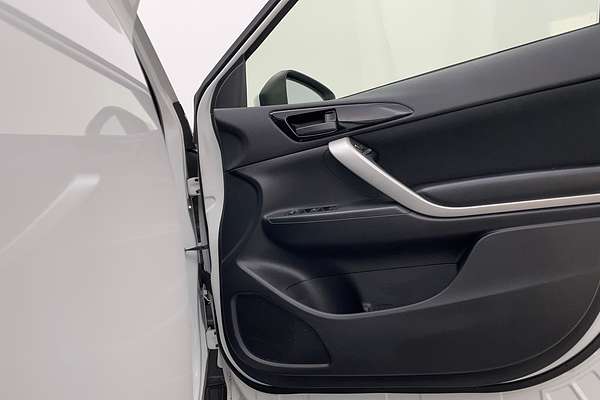 2022 Mitsubishi Eclipse Cross ES YB