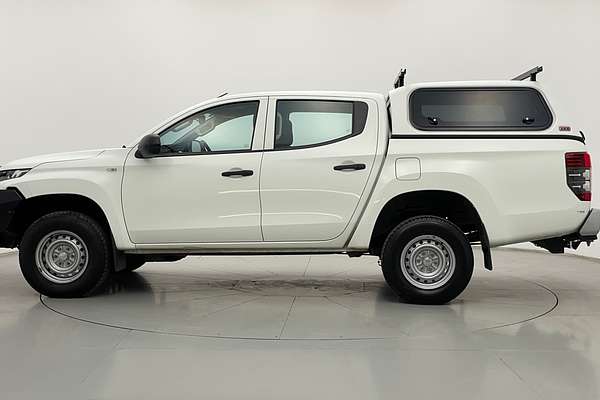 2022 Mitsubishi Triton GLX MR Rear Wheel Drive