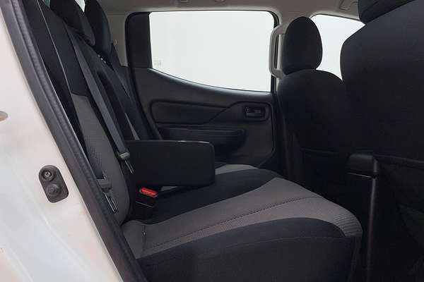 2022 Mitsubishi Triton GLX MR Rear Wheel Drive