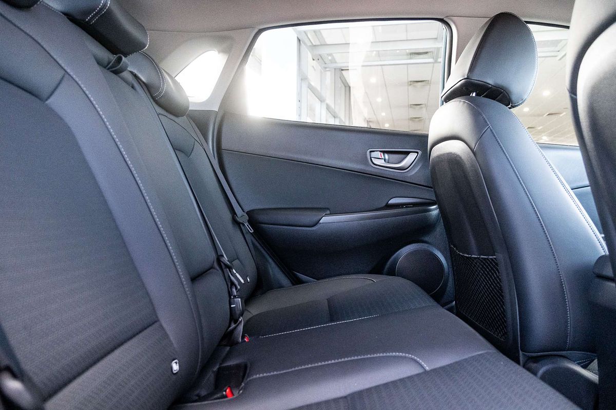 2020 Hyundai Kona Elite OS.3