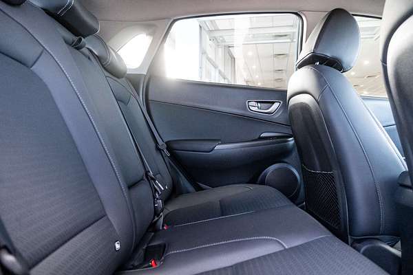 2020 Hyundai Kona Elite OS.3