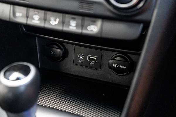 2020 Hyundai Kona Elite OS.3