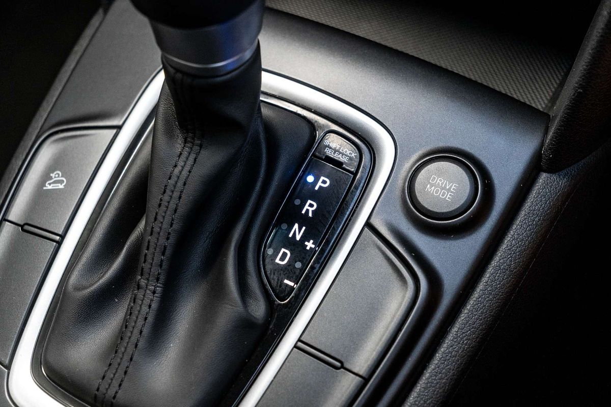 2020 Hyundai Kona Elite OS.3