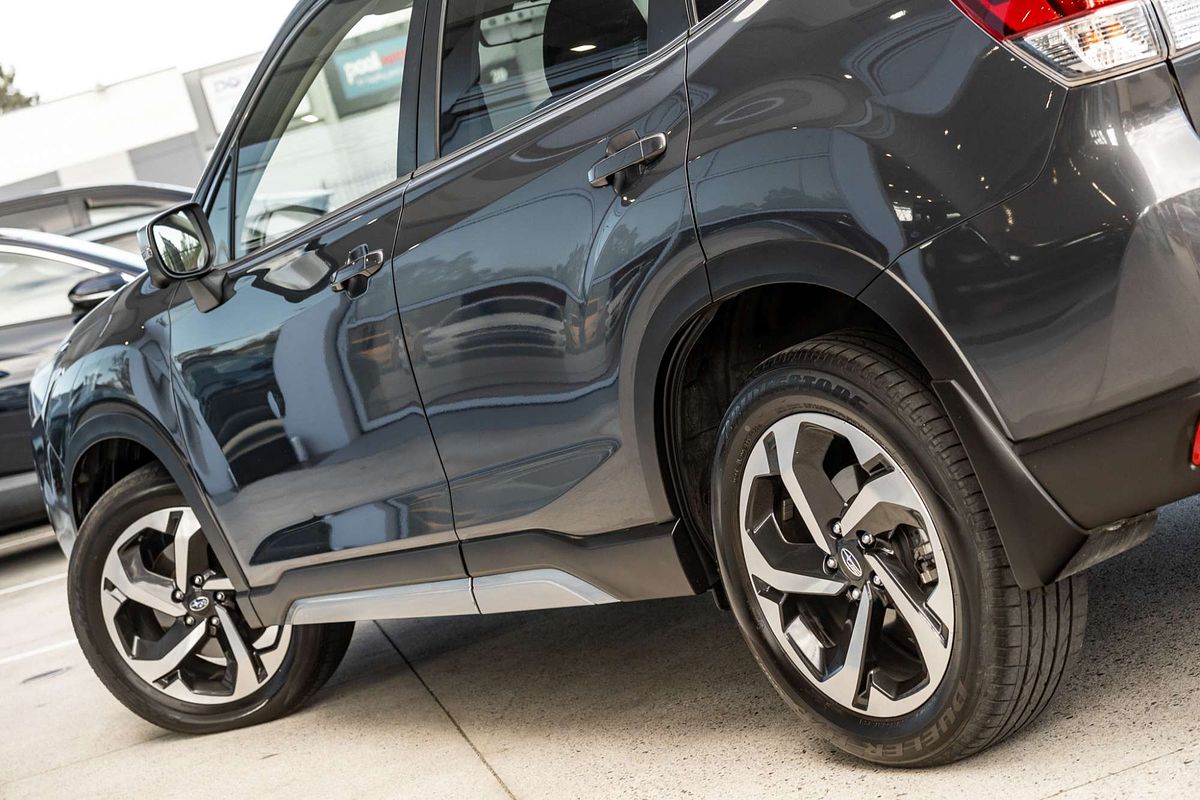 2022 Subaru Forester 2.5i-S S5