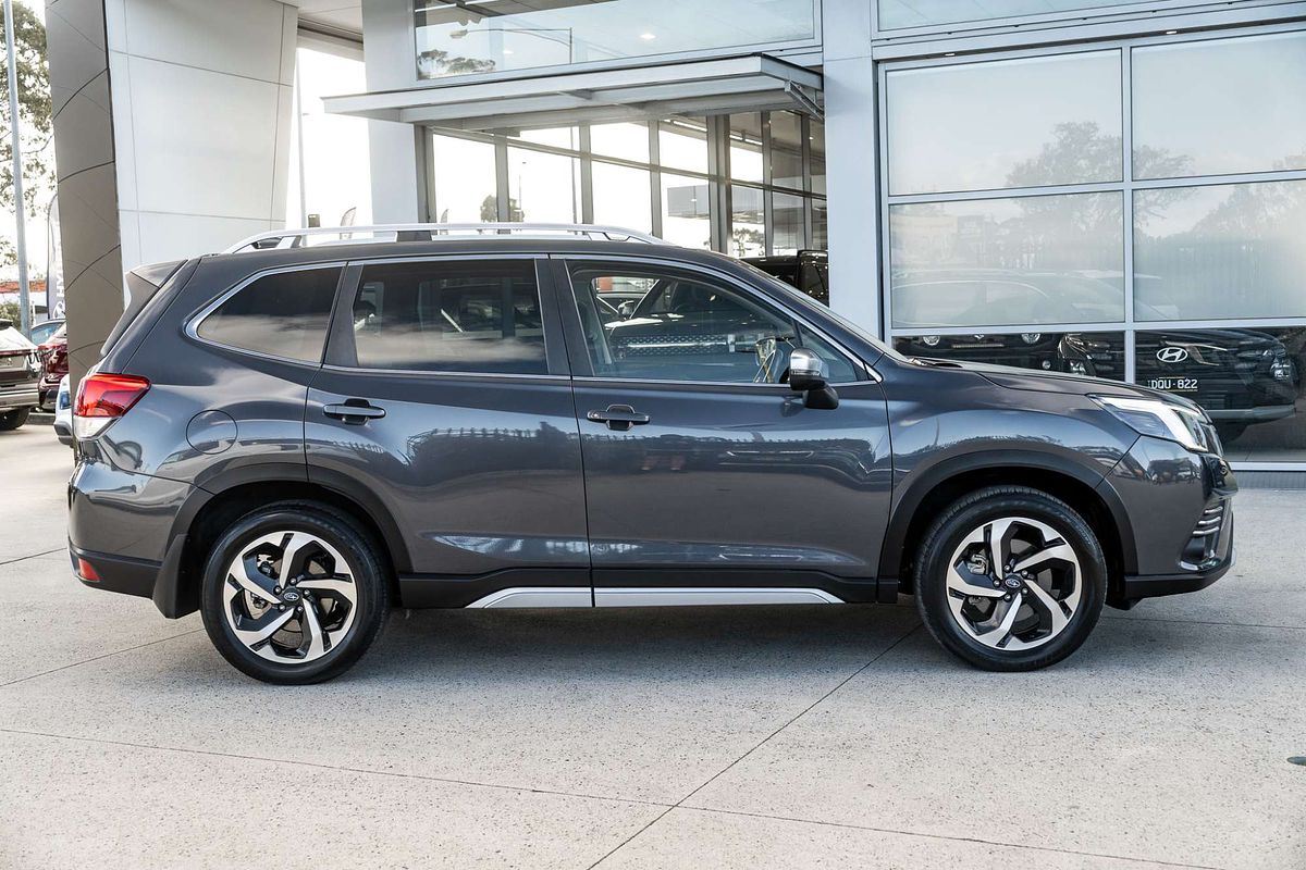 2022 Subaru Forester 2.5i-S S5