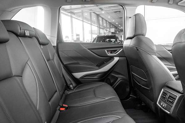 2022 Subaru Forester 2.5i-S S5