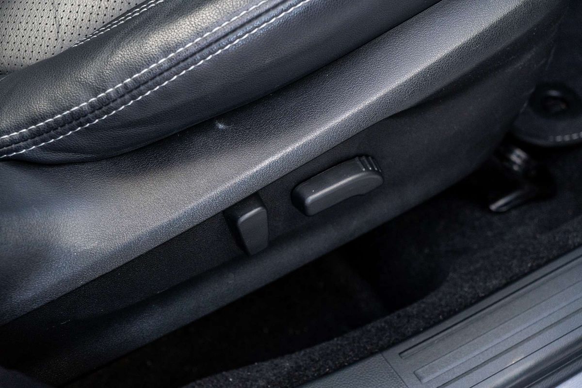 2022 Subaru Forester 2.5i-S S5