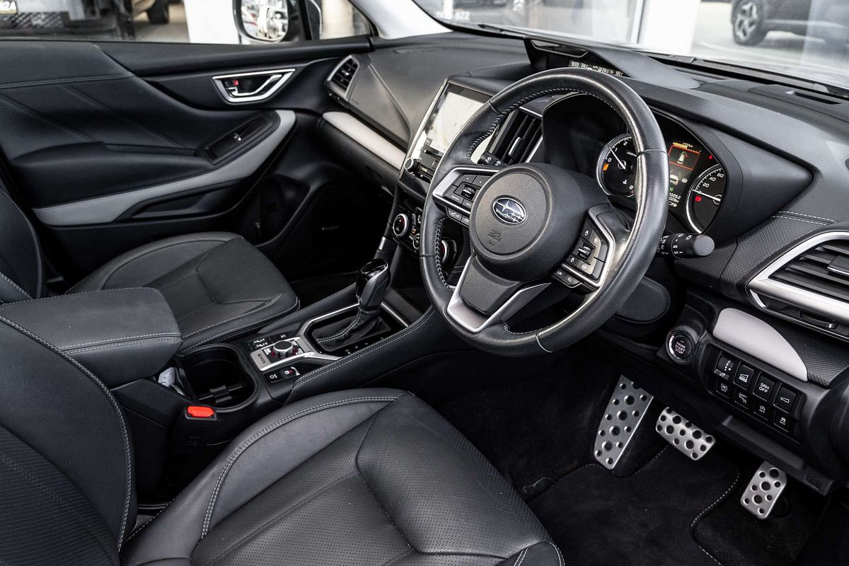 2022 Subaru Forester 2.5i-S S5