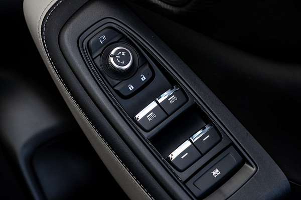 2022 Subaru Forester 2.5i-S S5