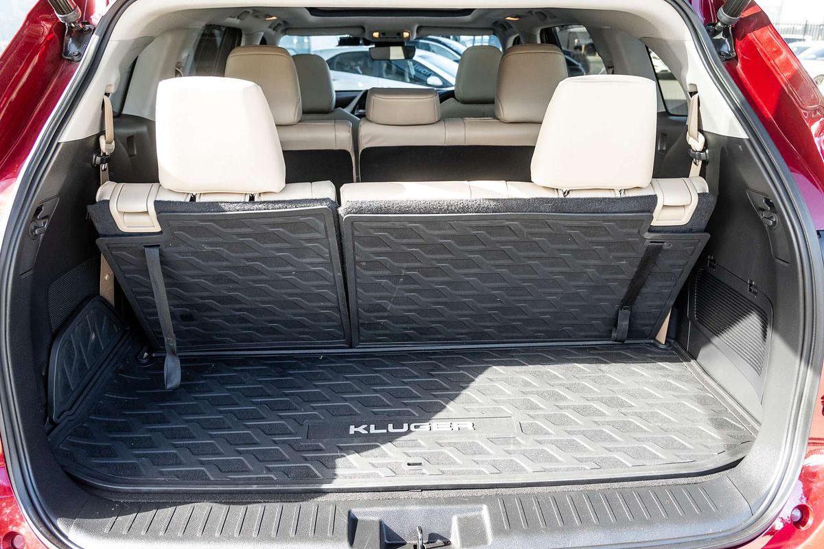 2022 Toyota Kluger Grande GSU75R