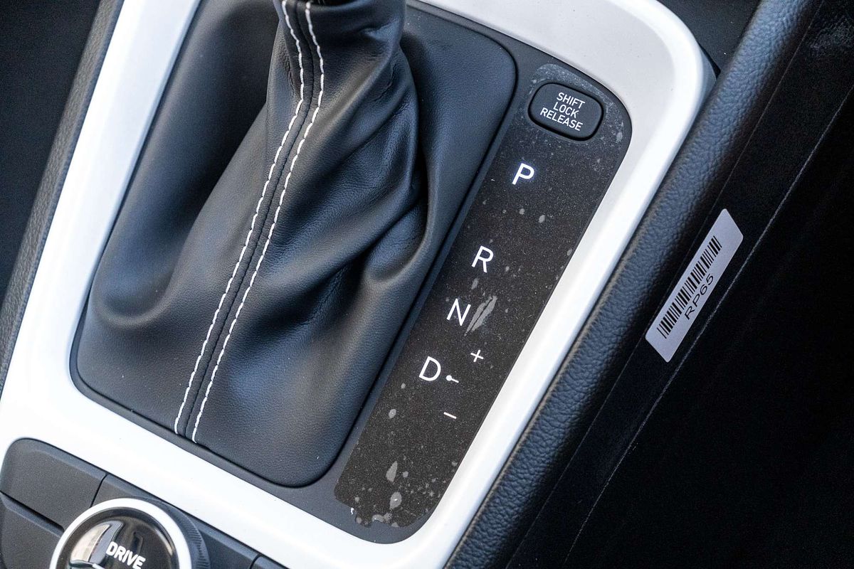 2025 Hyundai Venue Active QX.V5