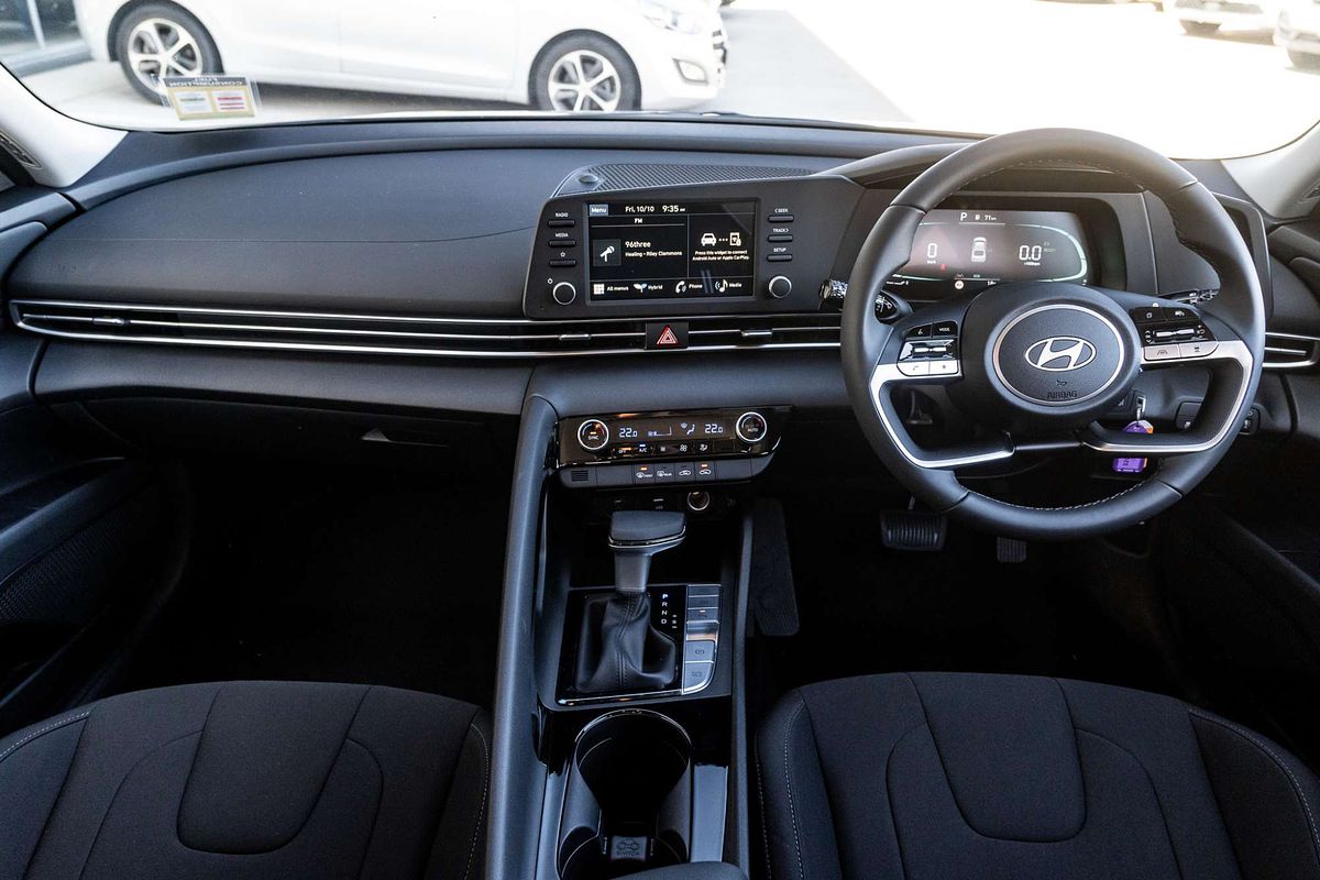 2025 Hyundai i30 Hybrid CN7.V2