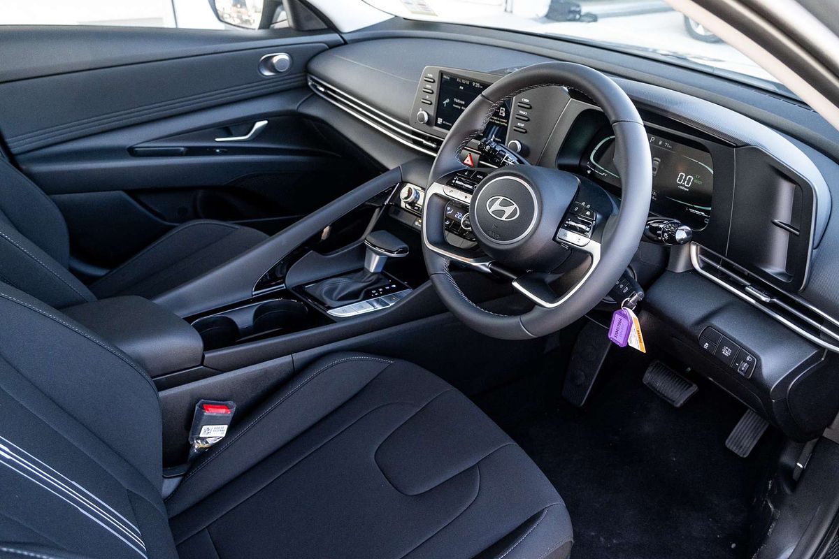 2025 Hyundai i30 Hybrid CN7.V2