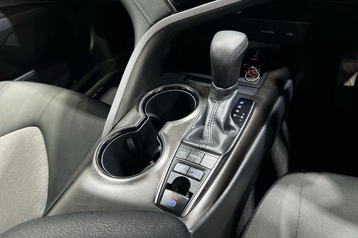 2024 Toyota Camry Ascent AXVH70R