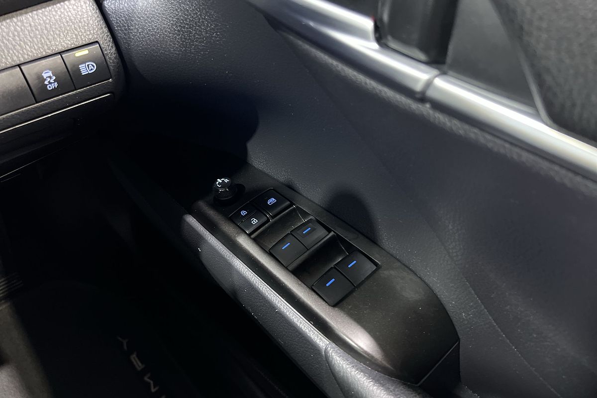 2024 Toyota Camry Ascent AXVH70R