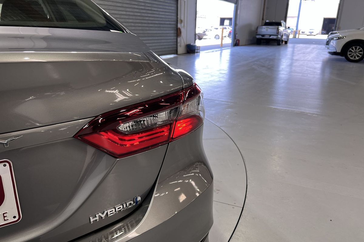 2024 Toyota Camry Ascent AXVH70R